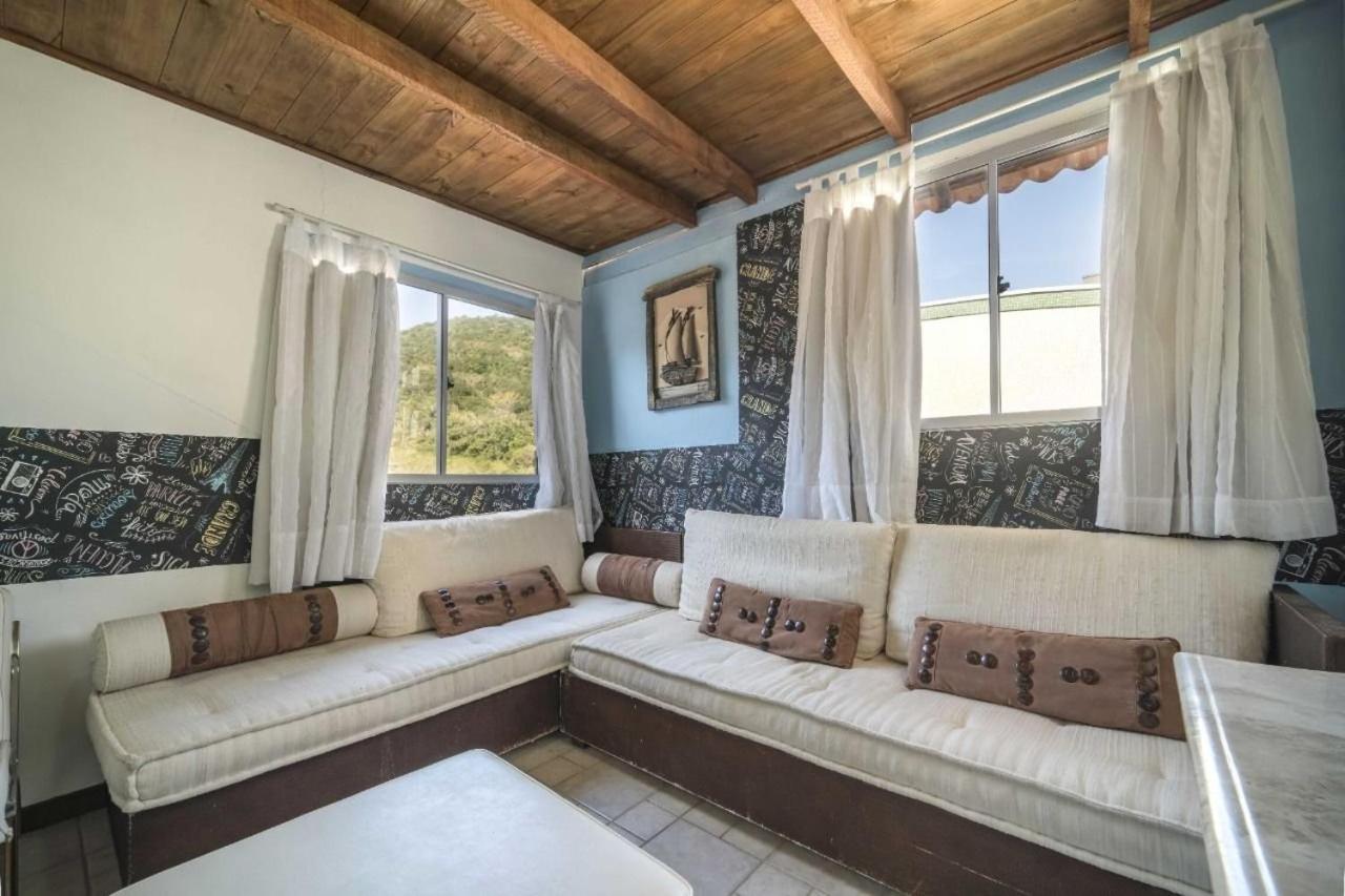 Апартаменти Apartamento Em 4 Ilhas Бомбіняс Екстер'єр фото