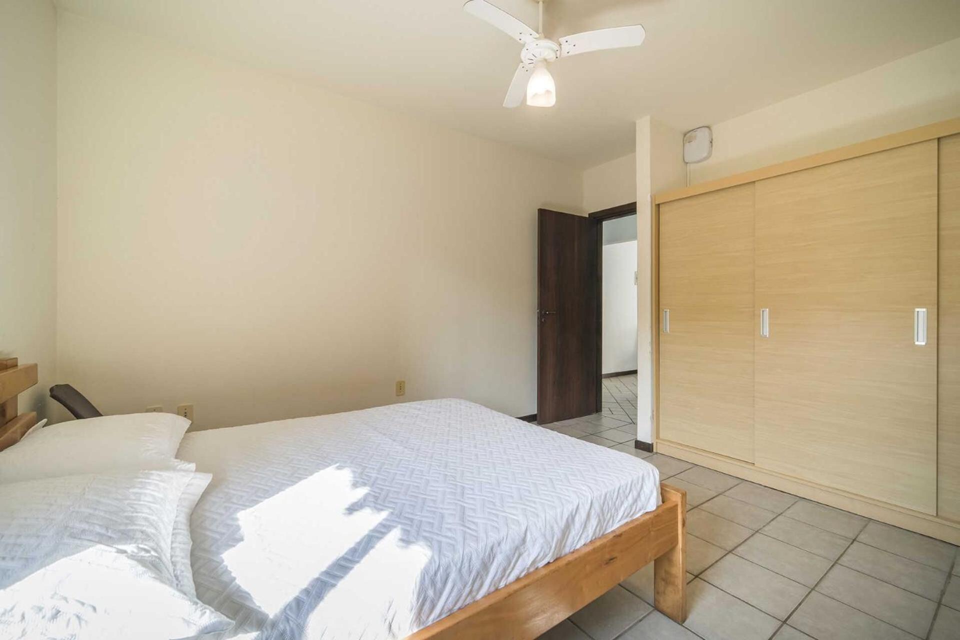Апартаменти Apartamento Em 4 Ilhas Бомбіняс Екстер'єр фото