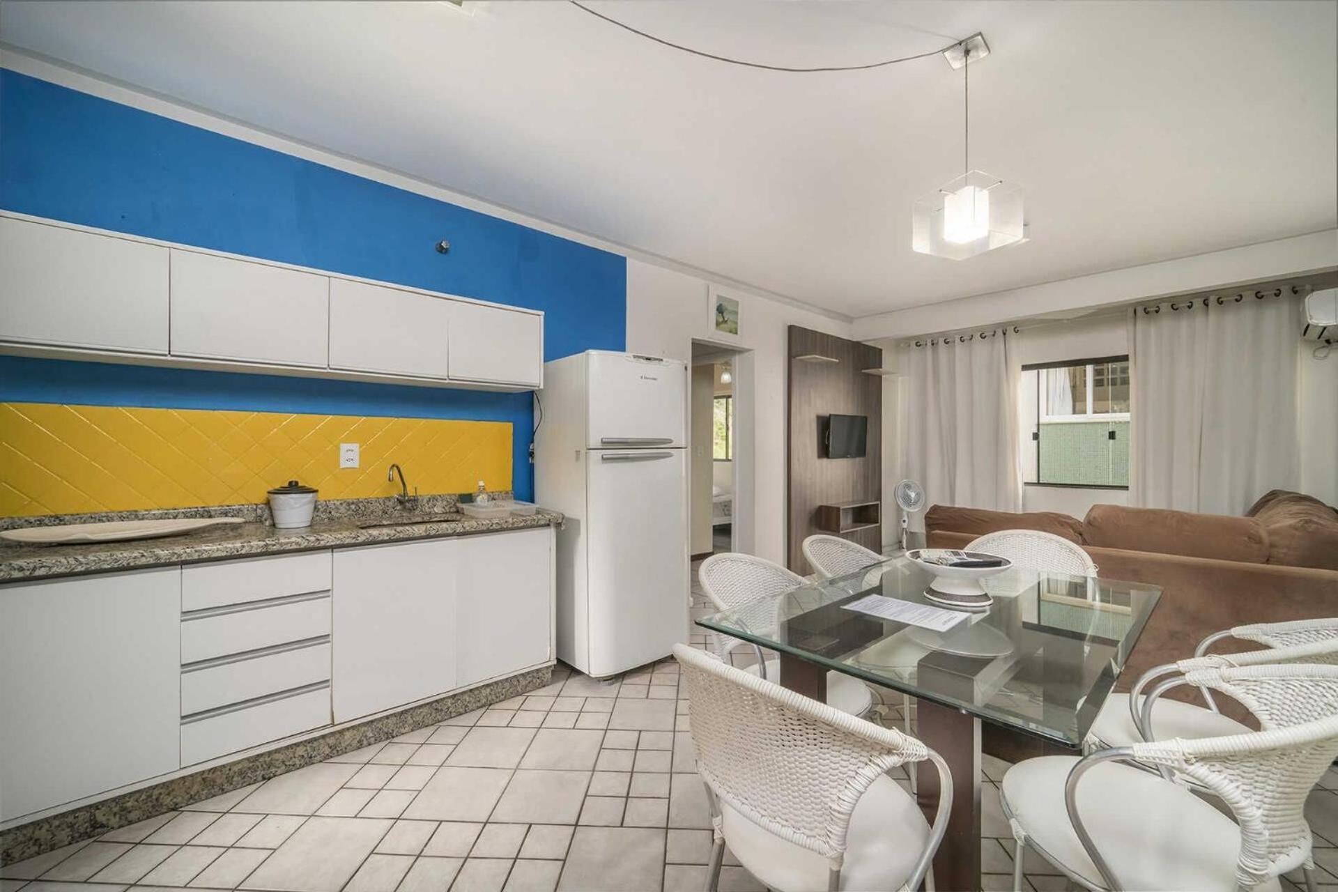 Апартаменти Apartamento Em 4 Ilhas Бомбіняс Екстер'єр фото
