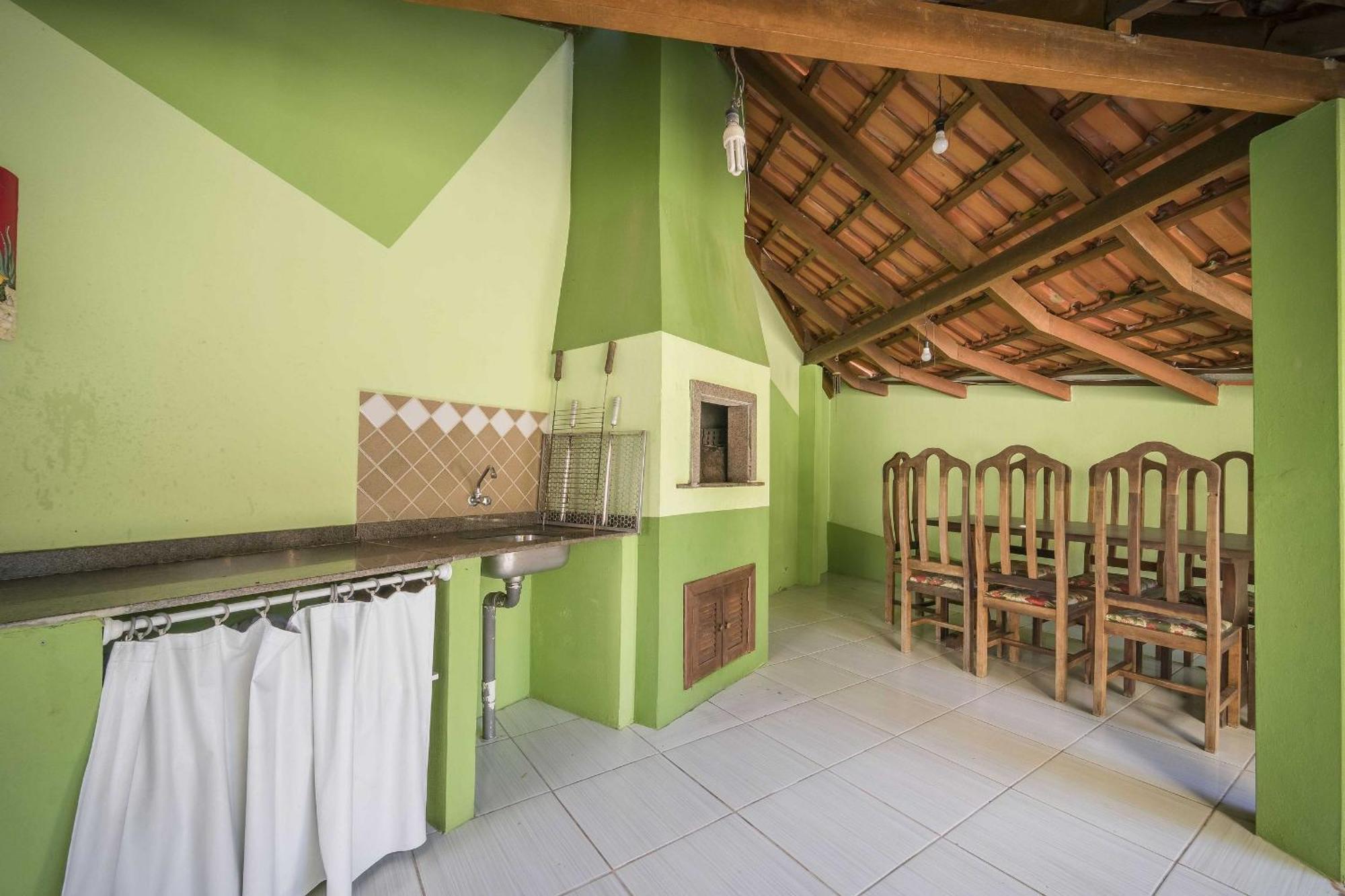 Апартаменти Apartamento Em 4 Ilhas Бомбіняс Екстер'єр фото