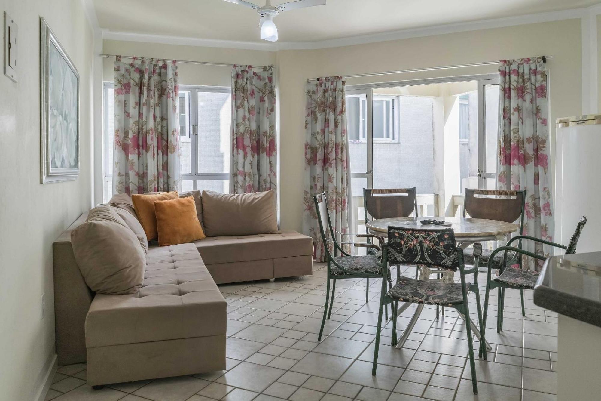 Апартаменти Apartamento Em 4 Ilhas Бомбіняс Екстер'єр фото
